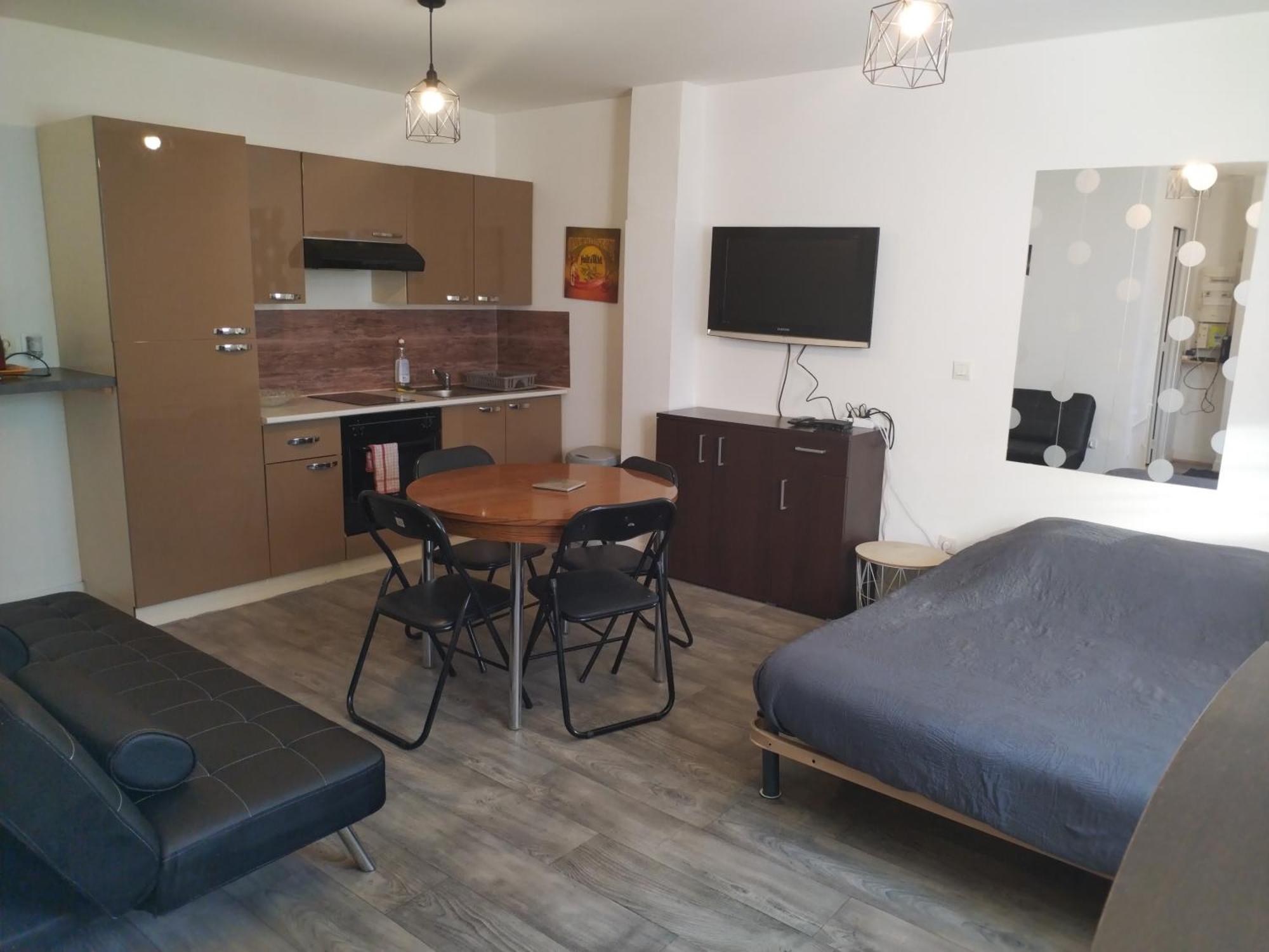 Studio Proche De La Gare Et Du Centre Ville Châlons-en-Champagne Kültér fotó